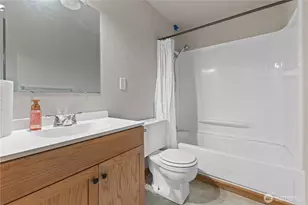 28 Madrona Pl, DuPont, WA 98327 - Photo 16