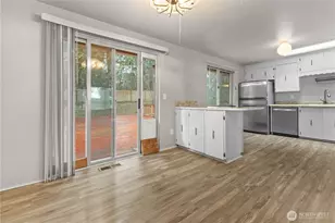 28 Madrona Pl, DuPont, WA 98327 - Photo 8