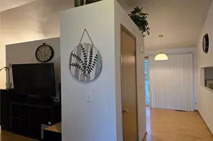 1223 SW 353rd St, Federal Way, WA 98023 - Photo 2