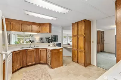 1017 236th Place SW, Bothell, WA 98021 - Photo 6