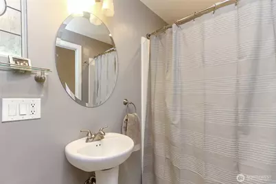 2424 SW 152nd Street, Burien, WA 98166 - Photo 20