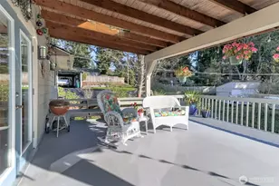 2424 SW 152nd St, Burien, WA 98166 - Photo 10