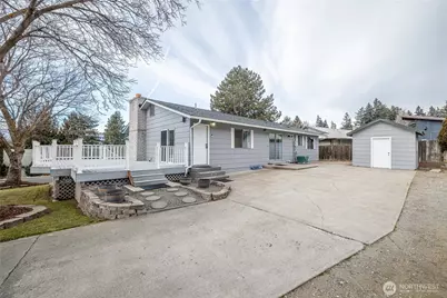 1425 Bel Air Drive, East Wenatchee, WA 98802 - Photo 4