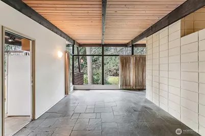 7832 NE 32nd Street, Medina, WA 98039 - Photo 10