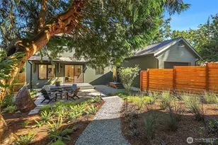 10419 & 10421 41st Ave SW, Seattle, WA 98146 - Photo 24