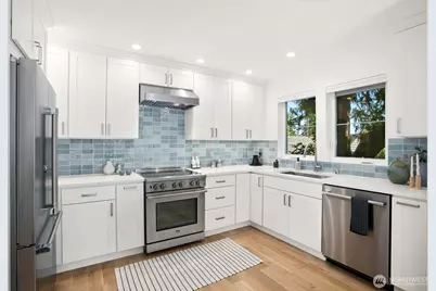 10419 & 10421 41st Avenue SW #A & B, Seattle, WA 98146 - Photo 30