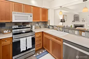 1545 NW 57th St, Seattle, WA 98107 - Photo 6