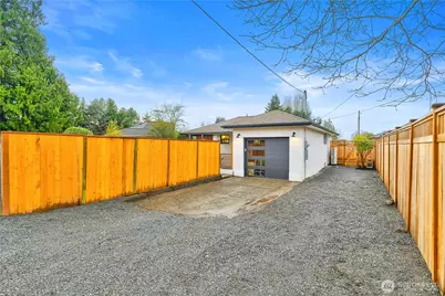 9506 18th Avenue NW, Seattle, WA 98117 - Photo 36