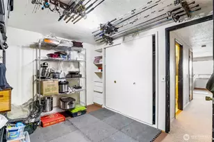 8061 NE Valley Rd, Moses Lake, WA 98837 - Photo 32