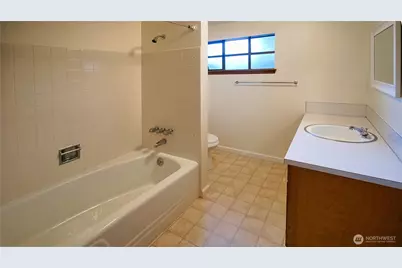 16902 28th Avenue SW, Burien, WA 98166 - Photo 26