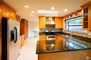 16902 28th Ave SW, Burien, WA 98166 - Photo 10