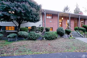 16902 28th Ave SW, Burien, WA 98166 - Photo 2