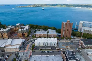 25 N Broadway St, Tacoma, WA 98403 - Photo 30