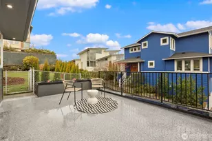 3702 W Fulton St, Seattle, WA 98199 - Photo 36