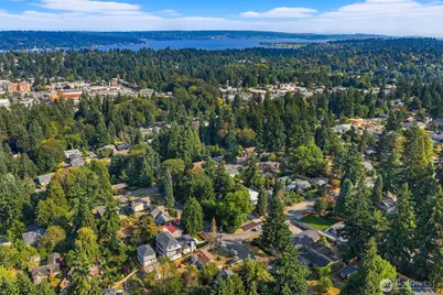 2032 NE 123rd Street, Seattle, WA 98125 - Photo 28