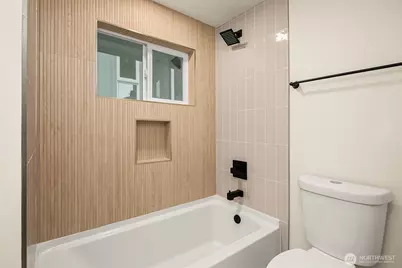 2032 NE 123rd Street, Seattle, WA 98125 - Photo 14