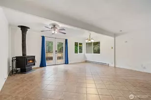 371 E Lakeshore Dr W, Shelton, WA 98584 - Photo 8