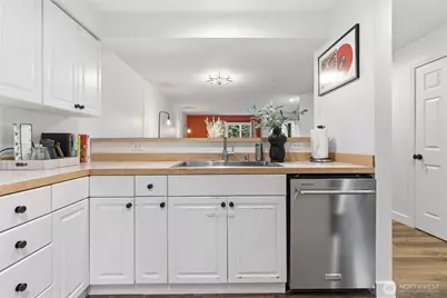 2300 Jefferson Ave NE #K146, Renton, WA 98056 - Photo 8