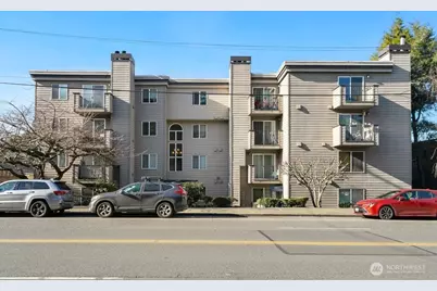 4831 Fauntleroy Way SW #206, Seattle, WA 98116 - Photo 2