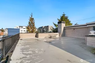 4831 Fauntleroy Wy SW, Seattle, WA 98116 - Photo 18