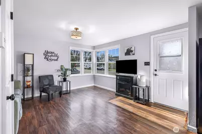 208 9th Street, Lynden, WA 98264 - Photo 4