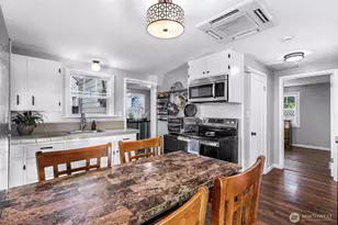 208 9th St, Lynden, WA 98264 - Photo 10