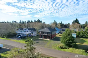 415 Olympic View Ave NE, Ocean Shores, WA 98569 - Photo 4