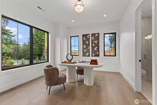 10789 SE 10th St, Bellevue, WA 98004 - Photo 12