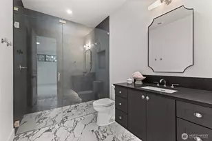 10789 SE 10th St, Bellevue, WA 98004 - Photo 20