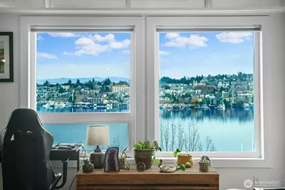 2401 8th Avenue N #202, Seattle, WA 98109 - Photo 14