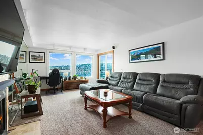 2401 8th Avenue N #202, Seattle, WA 98109 - Photo 4