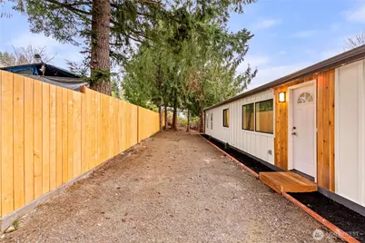 21523 146th Street E, Bonney Lake, WA 98391 - Photo 8