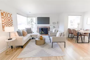 6012 40th Ave NE, Seattle, WA 98115 - Photo 2