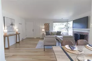 6012 40th Ave NE, Seattle, WA 98115 - Photo 4