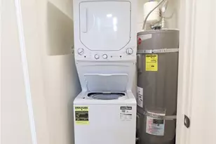 6012 40th Ave NE, Seattle, WA 98115 - Photo 16