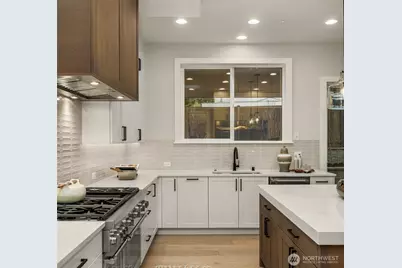 12416 94th Avenue NE, Kirkland, WA 98034 - Photo 16