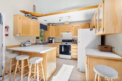 7101 Rainier Way, Glacier, WA 98244 - Photo 10