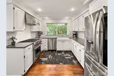 4017 239th Place SE, Sammamish, WA 98029 - Photo 10