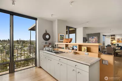 1620 43rd Avenue E #23B, Seattle, WA 98112 - Photo 28