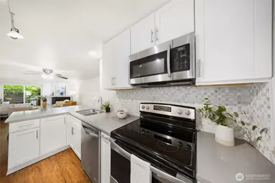 710 Kirkland Cir #A101, Kirkland, WA 98033 - Photo 10