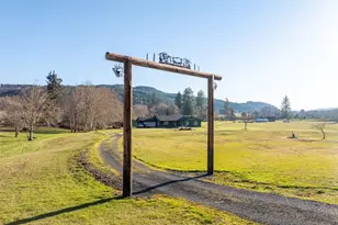 146 Rocky Ln, Chehalis, WA 98532 - Photo 2