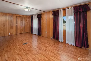 12223 125th St E, Puyallup, WA 98374 - Photo 16