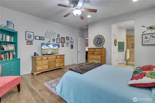 18725 145th St E, Bonney Lake, WA 98391 - Photo 18