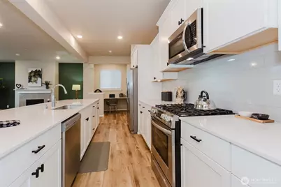 916 Baker Heights Loop, Bremerton, WA 98312 - Photo 12