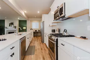 916 Baker Heights Loop, Bremerton, WA 98312 - Photo 12