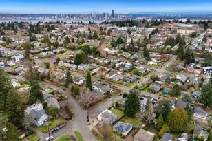 3202 49th Ave SW, Seattle, WA 98116 - Photo 32