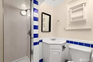 3202 49th Ave SW, Seattle, WA 98116 - Photo 24