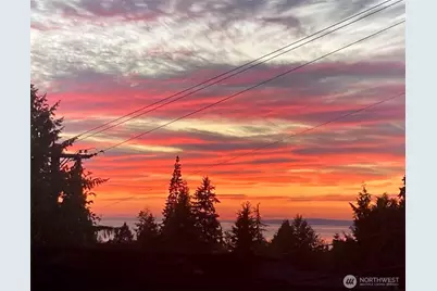 7416 176th Street SW, Edmonds, WA 98026 - Photo 4