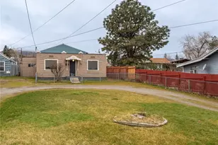 616 S Chelan Ave, Wenatchee, WA 98801 - Photo 1