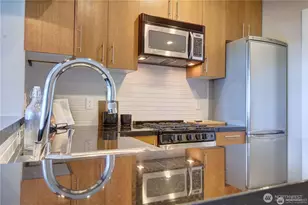 2721 1st Ave, Seattle, WA 98121 - Photo 14